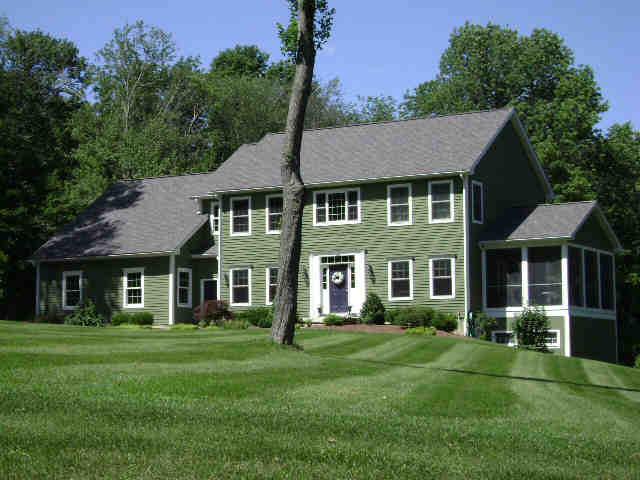 Building photograph for 216 ARCH BRIDGE RD